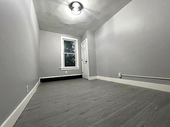 4th image of 12 Liberty St #B