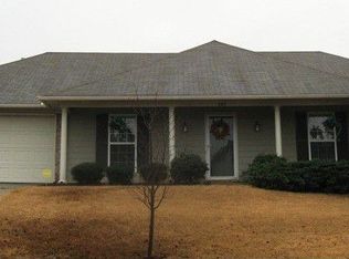 703 Lansdowne Ln, Ridgeland, MS 39157