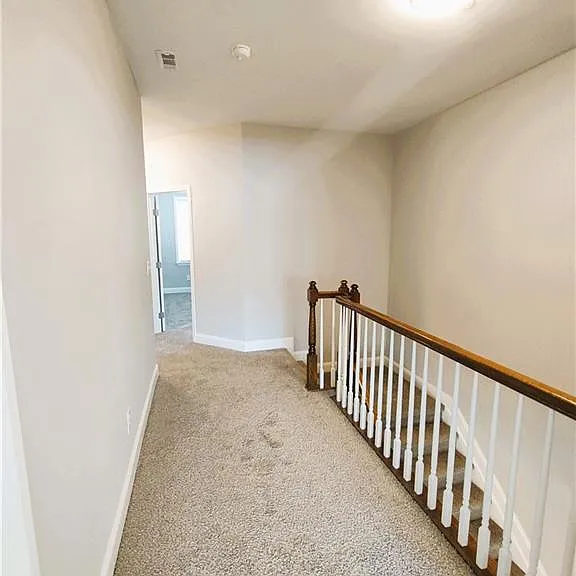 211 Creekway Xing SE — Photo 20