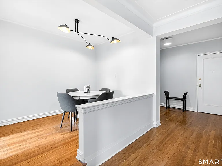70 Strawberry Hill Ave #6-3C — Photo 2