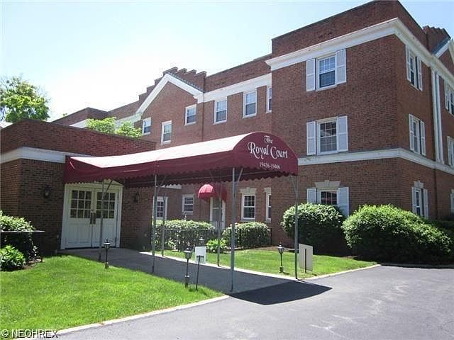 1st image of 19406 Van Aken Blvd APT 303