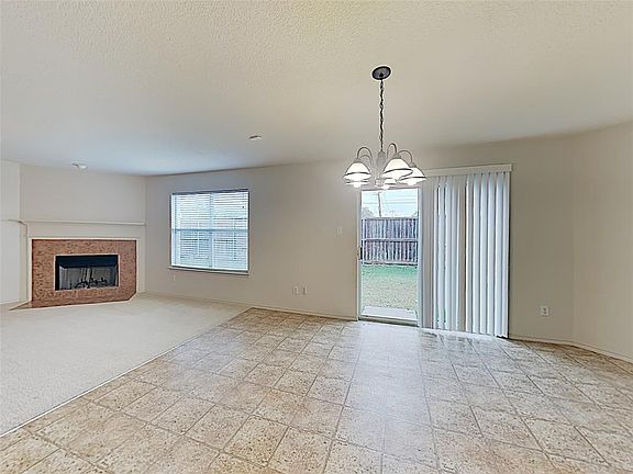 3rd image of 133 Driftwood Dr