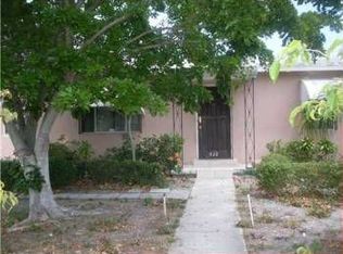 922 S D St, Lake Worth, FL 33460