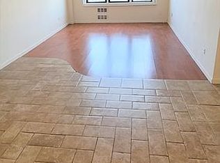 31-05 Newtown Ave #5, Astoria, NY 11102