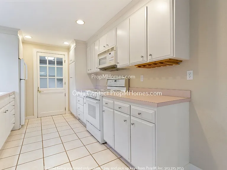 11165 NW McDaniel Rd — Photo 9