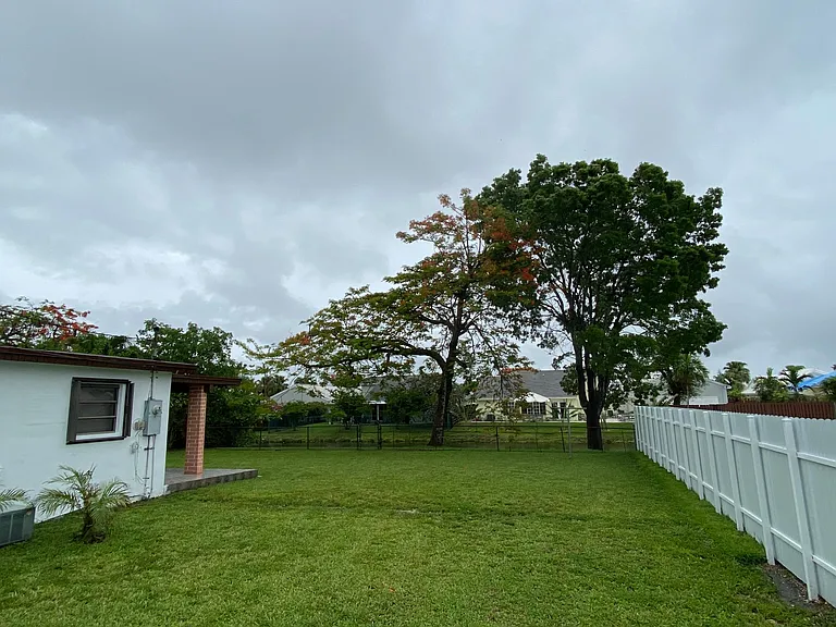 6001 SW 116th Ave — Photo 22