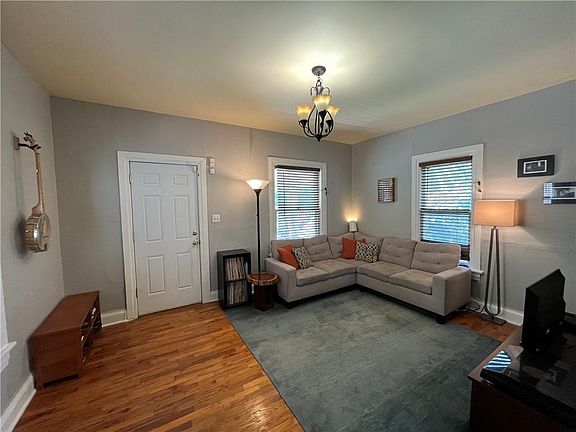 3rd image of 1718 W 35th St