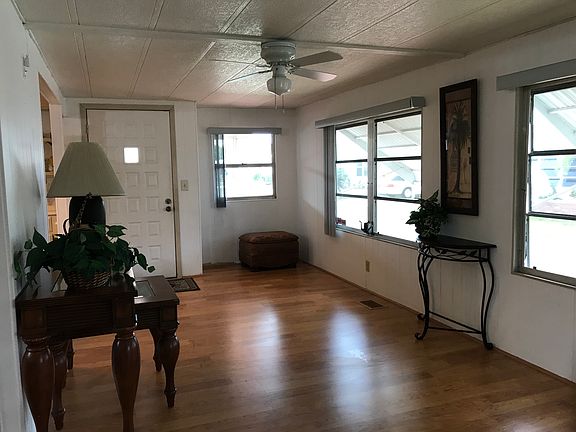 4th image of 573 Plaza Del Sol