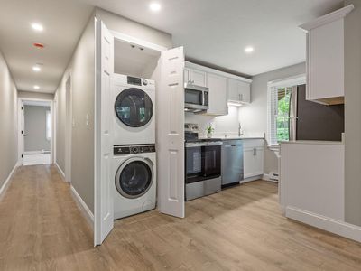 1029 Iyannough Road #9B, Hyannis, MA, 02601