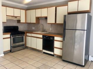 10 Burleigh St APT 2, Providence, RI 02904