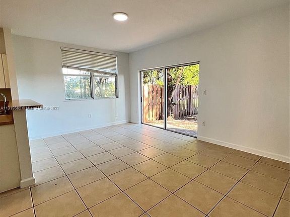 5th image of 1720 NE 33rd Ave #1105