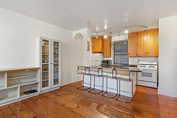 Sold by Corcoran | media 2