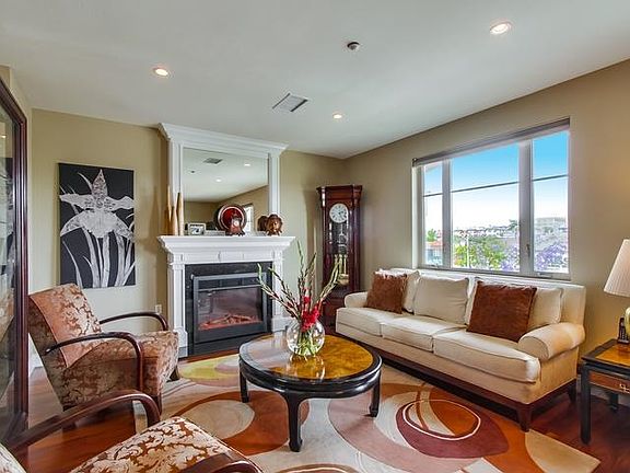 5th image of 3972 Albatross St Unit 302