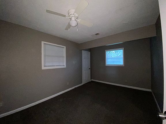 4th image of 4125 Arrowhead Rd