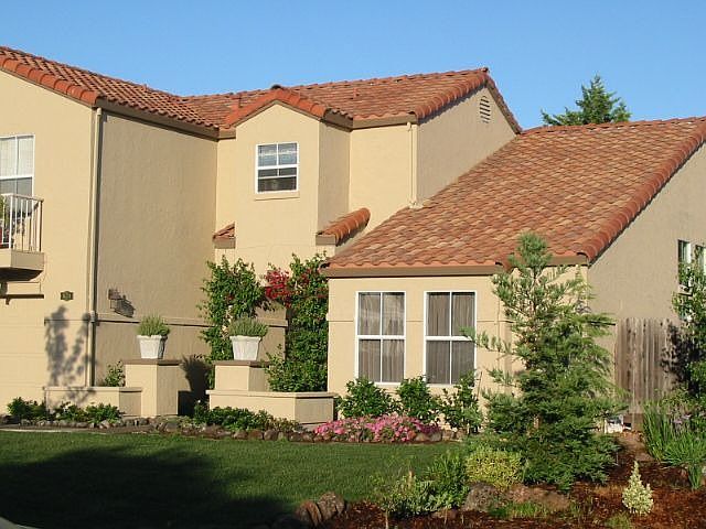 Re-painted and landscaped in 2003
