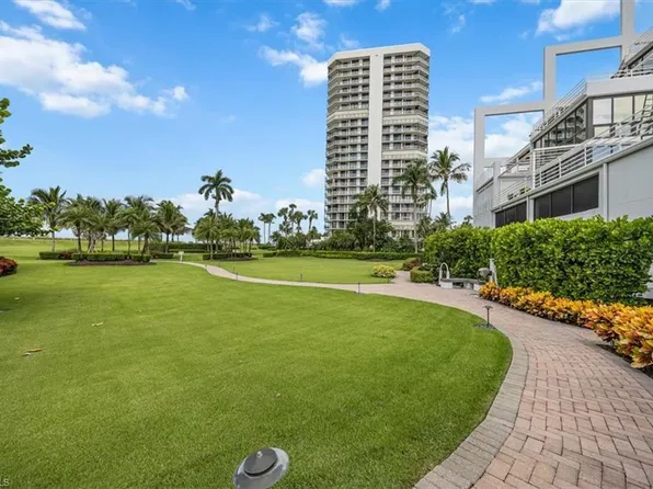 4751 Gulf Shore Blvd N APT 1503, Naples, FL 34103