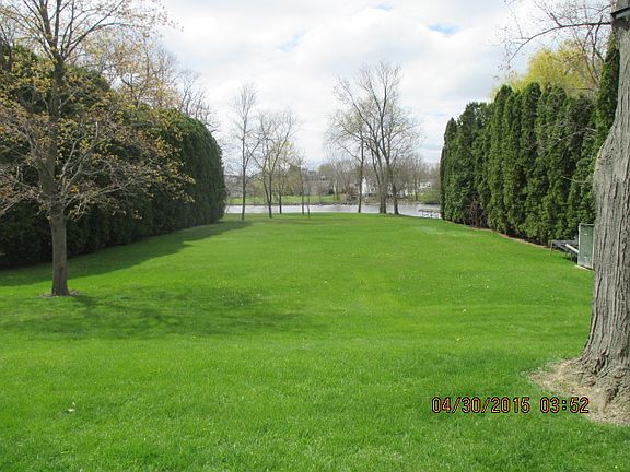 5th image of 1527 Oconomowoc Ave