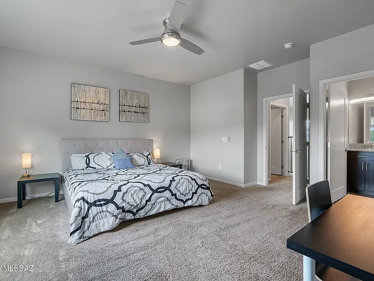 156 E Stone Ct — Photo 10