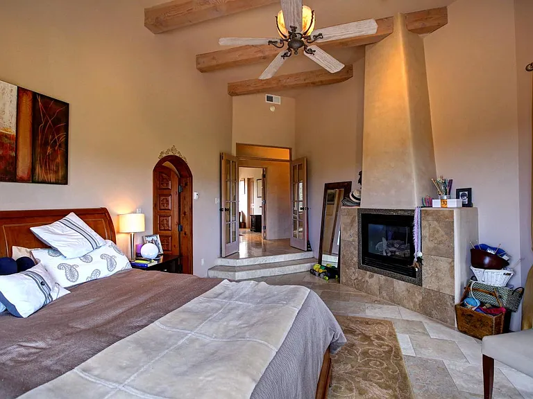 1016A Calle Dorthia — Photo 16
