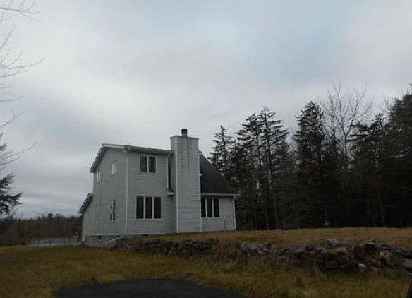 2nd image of 311 Spruce Dr