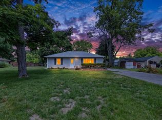1049 Bloomfield Ave, Plainwell, MI 49080