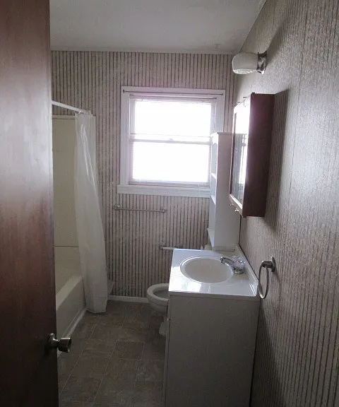 609 S 22nd St — Photo 10