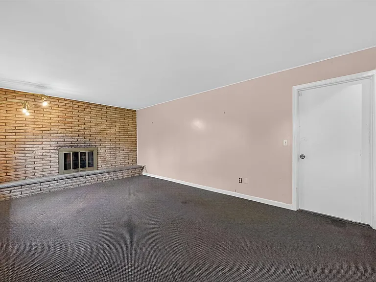 29101 Campbell Dr — Photo 7