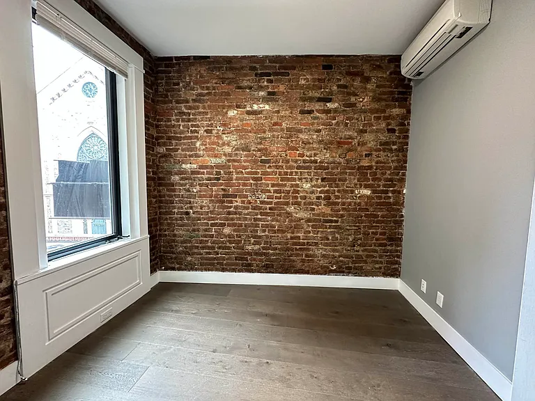 49 Prince St #25 — Photo 4