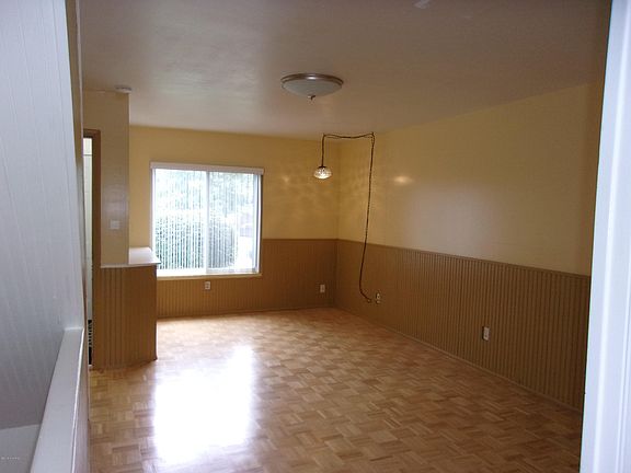 2nd image of 4252 Langley Ct SE