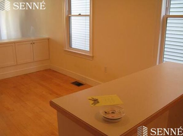 189 Brookline St #2