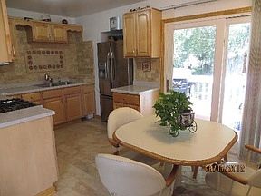 5th image of 127 E Birch Dr