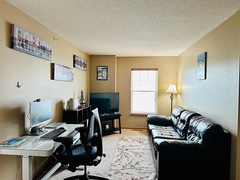 5050 Holly Ln N #1 — Photo 8