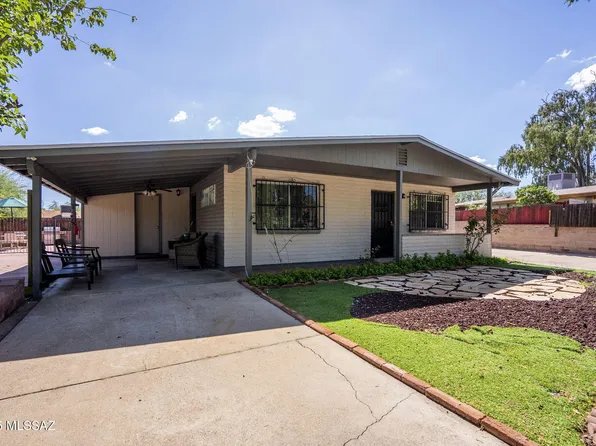 490 E Plaza Karina, Nogales, AZ 85621