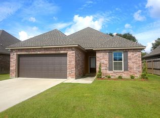 304 Rocky Ridge St, Youngsville, LA 70592