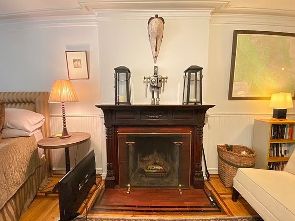 4th image of 57 Montgomery Pl #G