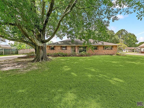 2nd image of 37243 Miller Rd