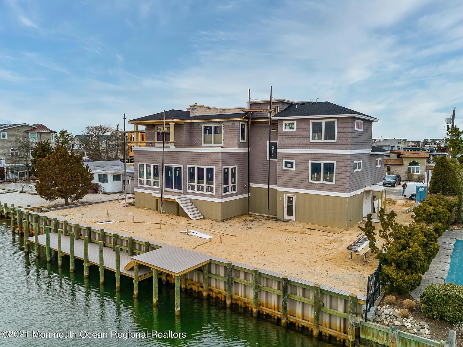 191 Nautilus Dr photo 1