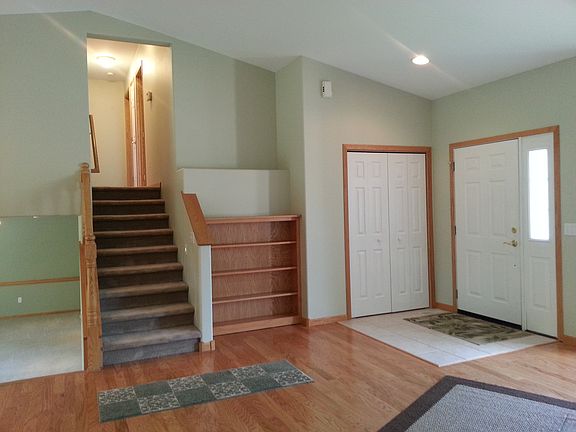 Livingroom to bedrooms