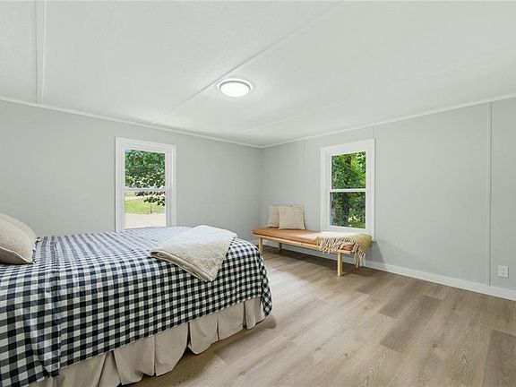 5th image of 6199 Brightwell Pl SE