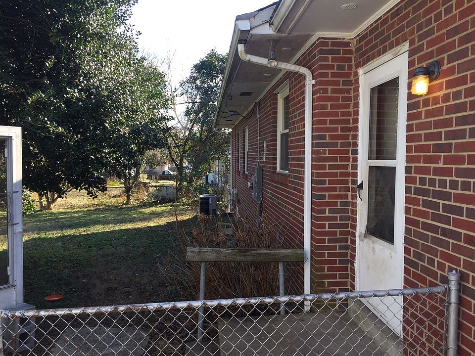 2nd image of 6542 Ludwig Rd