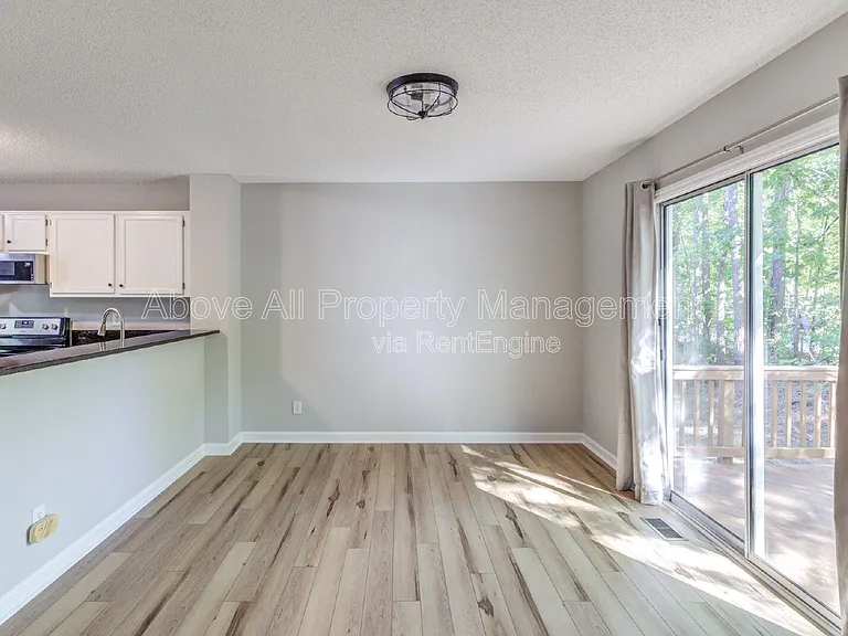 103 Unaka Ct — Photo 21