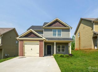 82 Wyndham Ct SE, Cartersville, GA 30121