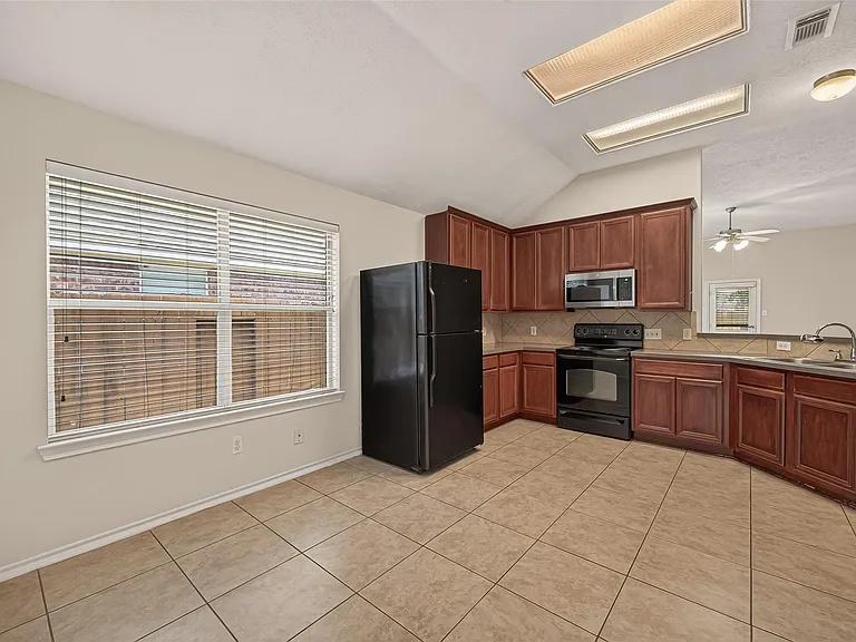 5006 Juniper Walk Ln — Photo 19