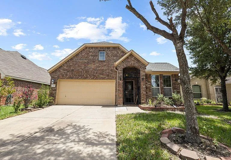 12610 Redbud Villa Ln — Photo 1
