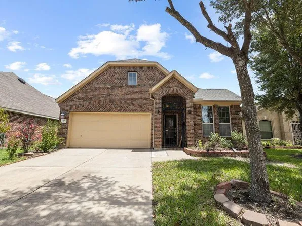 12610 Redbud Villa Ln, Houston, TX 77086