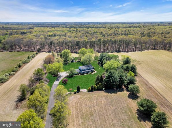 1217 Chew Rd, Waterford, NJ 08089