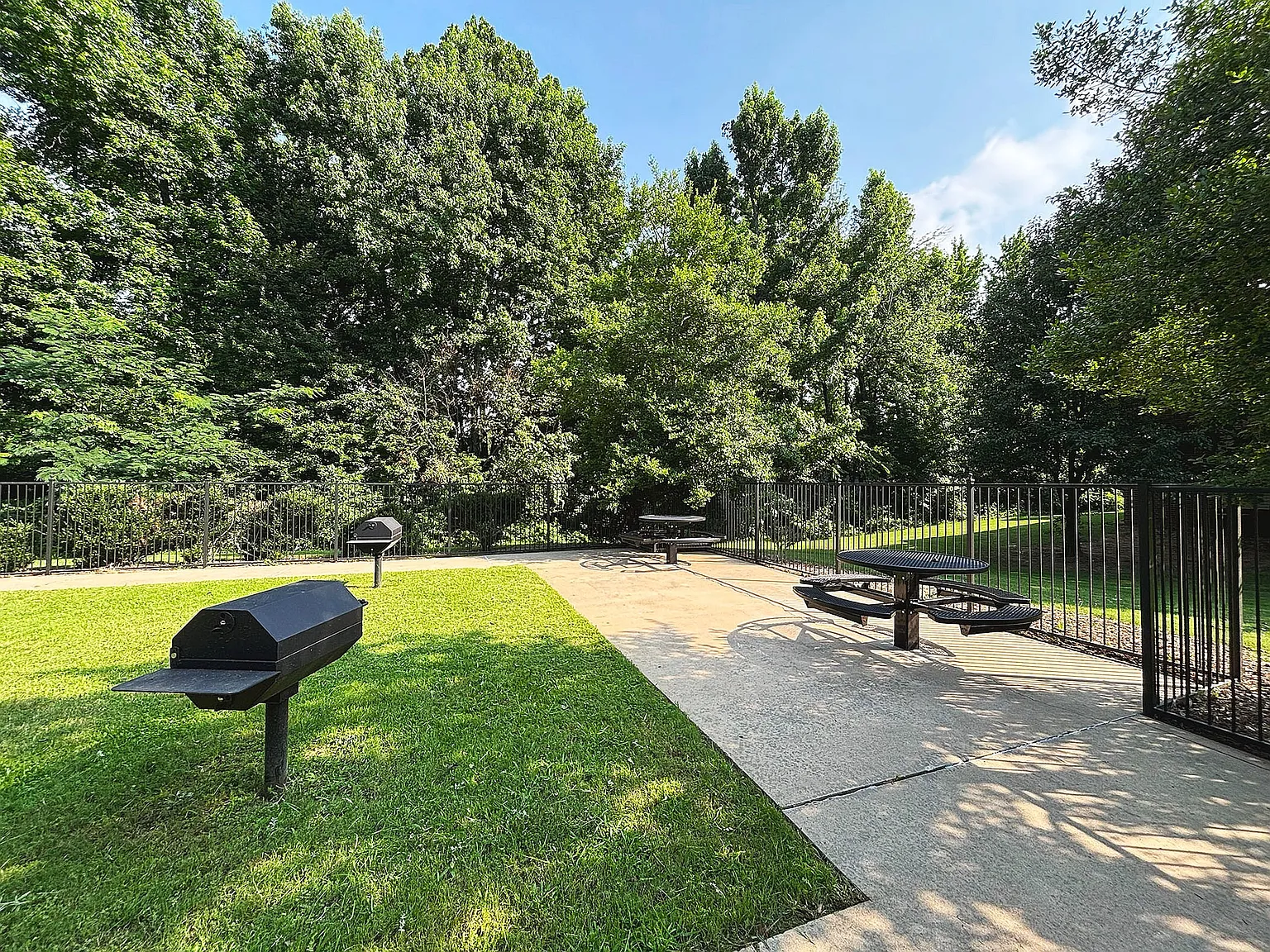 Village Square of Jacksonville — Photo 4