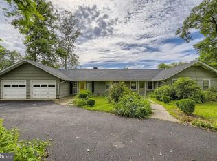 520 Saint Martins Ln E, Severna Park, MD 21146