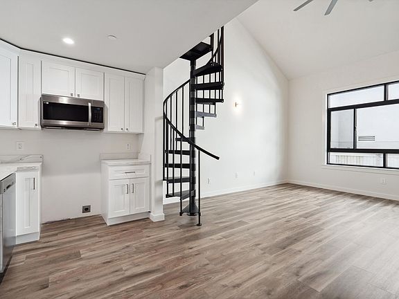 Kitchen / living / dining (appliances are included - renovations completing)