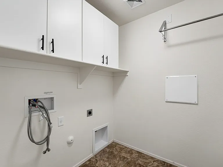 4036 E Carla Vista Dr — Photo 19